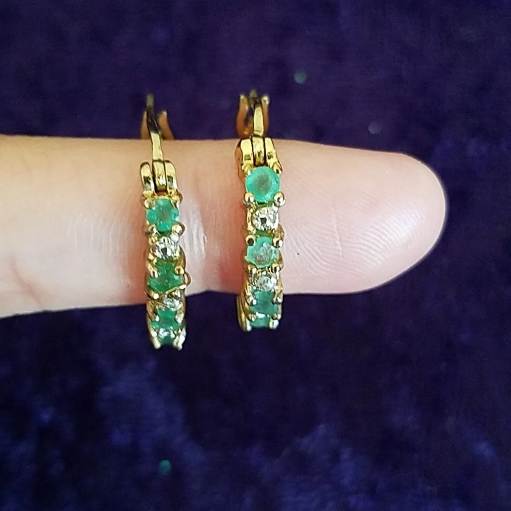 Sterling Silver and Green Gemstone Earrings - Picture 1 of 8